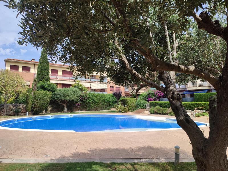 Foto 33db0718-5149-438c-ae3e-7b5cc25258f5. Dúplex espectacular duplex en excelente ubicación con piscina y parking en Palamós