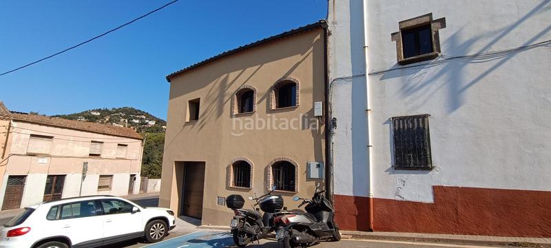 Foto 27bf7123-df34-4951-8ae4-bd789a77a5e5. Casa  renovada totalmente en la av. pueblo, espaciosa y luminosa en Calonge