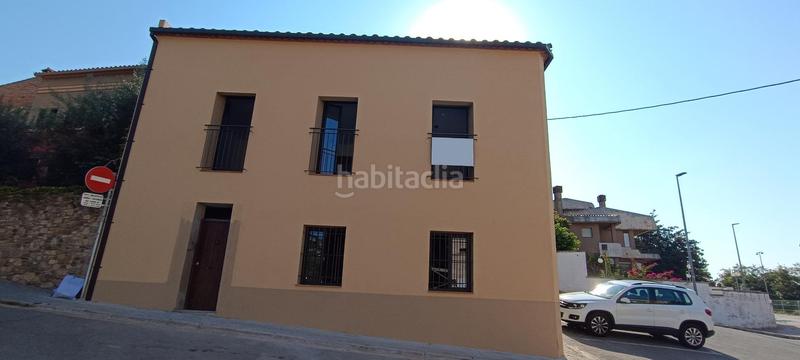 Foto 8ab69f6e-455b-4727-81d1-3a31c37f05c6. Casa  renovada totalmente en la av. pueblo, espaciosa y luminosa en Calonge