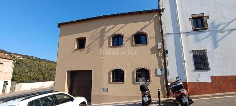 Foto 93f00b30-e705-4a3d-8cad-11c76ef67900. Casa  renovada totalmente en la av. pueblo, espaciosa y luminosa en Calonge