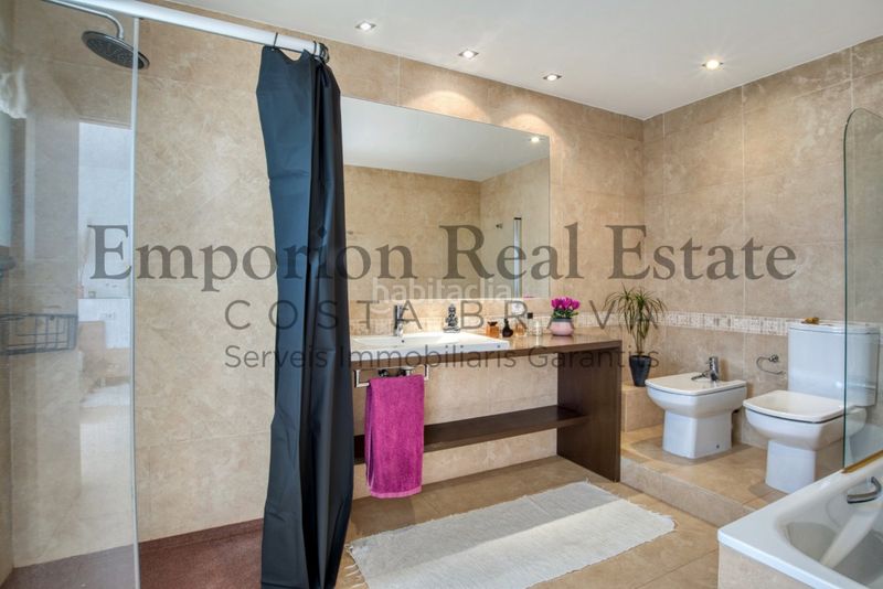 Foto 40f07443-91eb-4392-821e-61f407b64bc7. Masia amb aparcament piscina a Mas Pere-Río de Oro Calonge