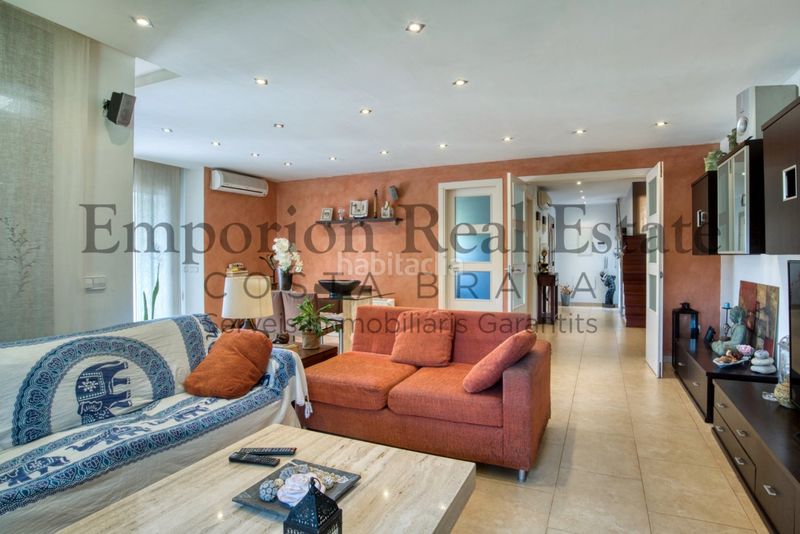 Foto 96c9aeed-ec63-4b4d-abd3-eb2061b75783. Masia amb aparcament piscina a Mas Pere-Río de Oro Calonge