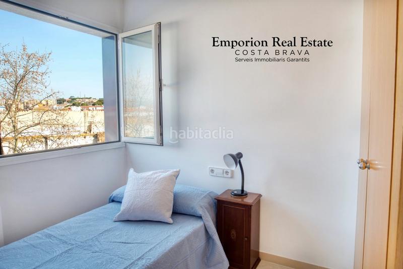 Foto 54e248f7-a918-4273-b6ab-29159afaf91a. Miete etagenwohnung mit heizung parking in Poble Calonge