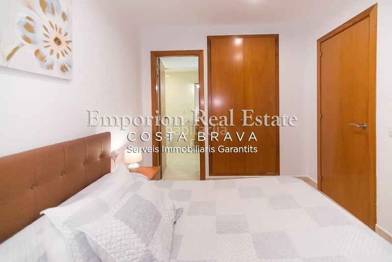 Foto 1d16385b-3486-4ca0-a718-32868b9068b6. Lloguer apartament amb aparcament a Avinguda Catalunya Palamós