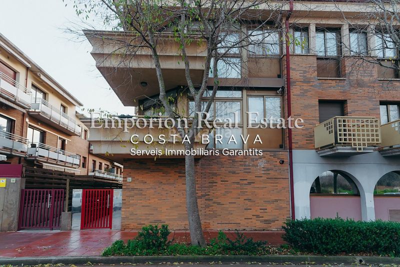 Foto 1f0c907c-802c-4981-bf31-981d76f27021. Lloguer apartament amb aparcament a Avinguda Catalunya Palamós