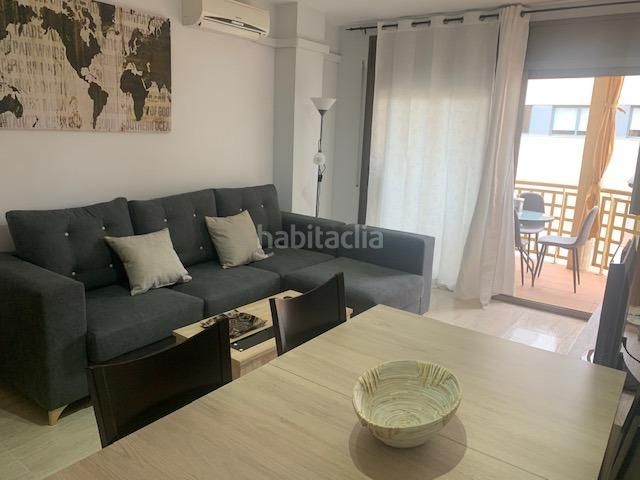 Foto 5492f93e-3692-4dda-bce8-930fc4a28b34. Lloguer apartament amb aparcament a Avinguda Catalunya Palamós