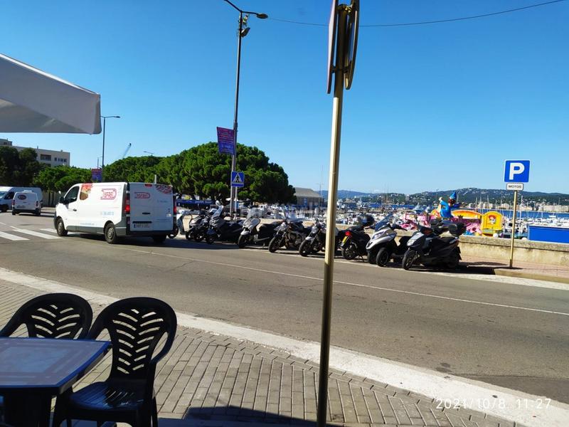 Foto 2a58af10-825d-441e-b1da-549ff9826737. Alquiler local comercial espectacular local comercial en primera línea comercial y primera línea de mar, junto al castellet! en Palamós