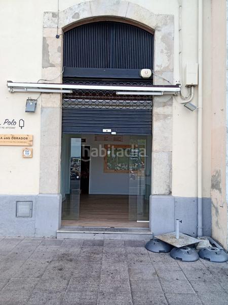 Foto 2ec4fa97-861c-463d-bfda-aa6230e327fd. Alquiler local comercial espectacular local comercial en primera línea comercial y primera línea de mar, junto al castellet! en Palamós