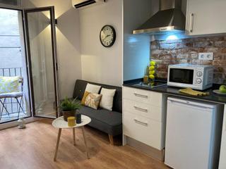 Appartement  Carrer de les cabres. Pis en venda al centre de barcelona