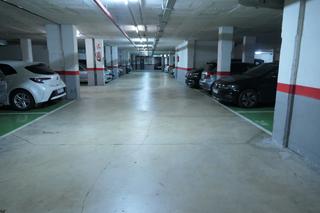 Parking coche en Ctra. de Ribes