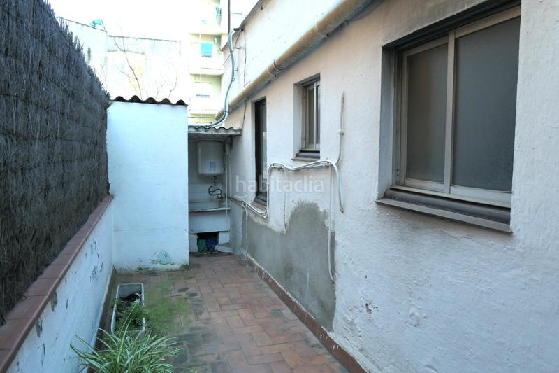 Foto d80e6386-fb2a-48ca-8ebf-ed72a6aa1bb5. Casa a carrer de baliarda 73 a Sant Andreu de Palomar Barcelona