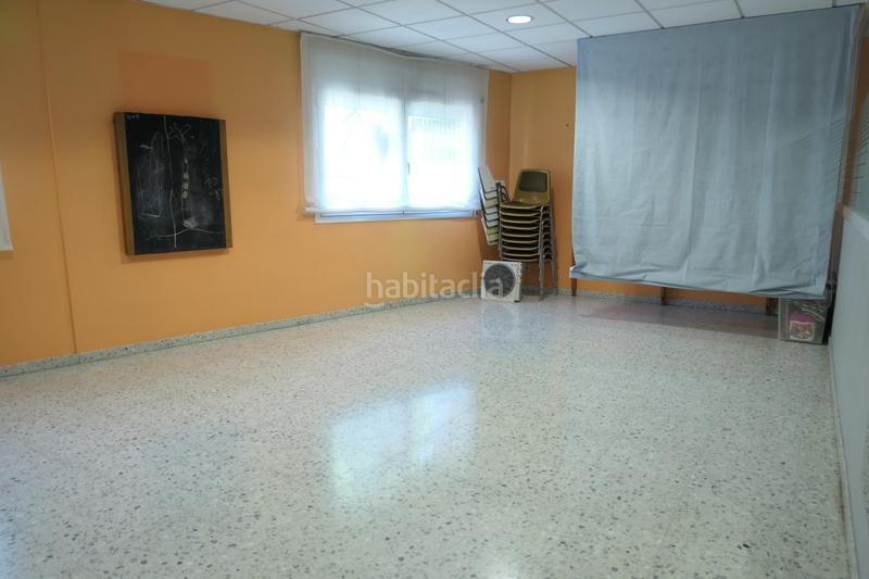 Foto 8761030a-8e9b-45e5-bb24-f3b3c79f791e. Miete büro in rambla de l'onze de setembre 76 in Sant Andreu de Palomar Barcelona