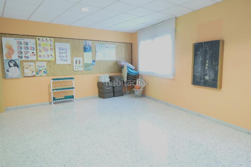 Foto 983e0f4c-d1ee-4b02-ad17-e94f35afee08. Miete büro in rambla de l'onze de setembre 76 in Sant Andreu de Palomar Barcelona