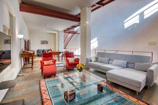 Office space  Carrer de joan maragall. Loft dplex con vistas