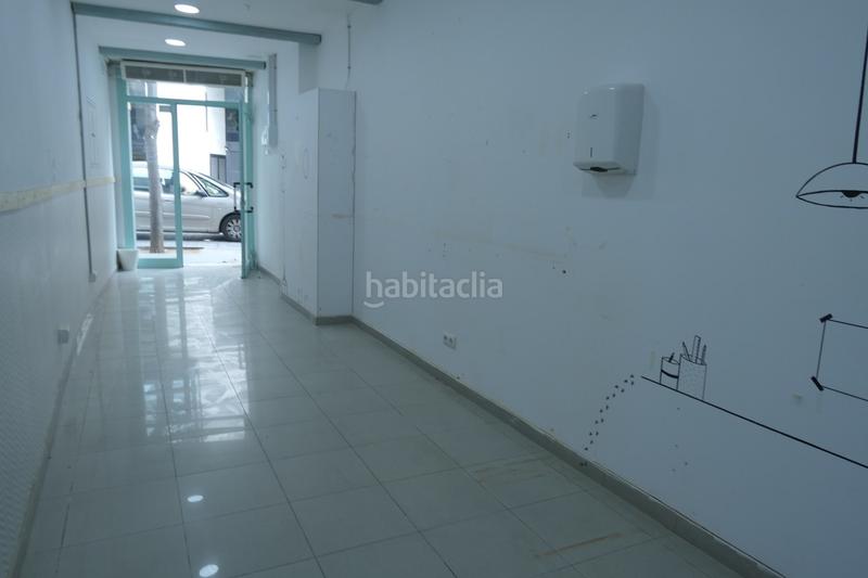 Foto b4718728-5e15-4f57-af7d-fd69143bb8eb. Alquiler local comercial en carrer de malats 9 local per llogar a , sant andreu en Barcelona