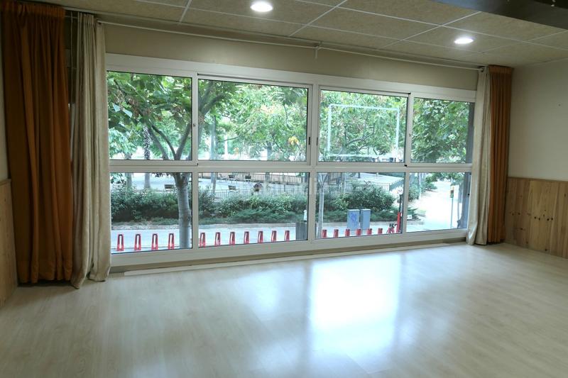 Foto 137ea366-7eb6-4e63-855c-d03fa177da46. Miete büro in carrer de josep estivill 32 in Navas Barcelona