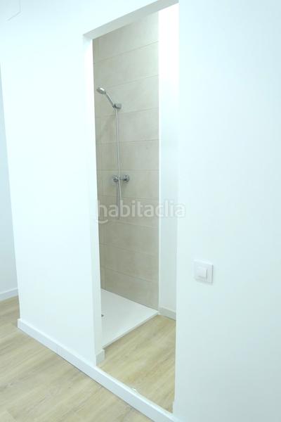 Foto 58aa4349-f6c2-4bc8-b0aa-e4ccbad98d85. Rent business premise in carrer de l'ajuntament 24 in Barcelona