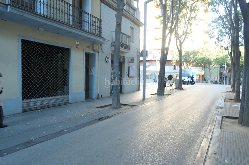 Foto 6c5c76fb-aca3-475e-b83d-55d048c440dc. Lloguer local comercial a carrer gran de sant andreu 207 a Barcelona