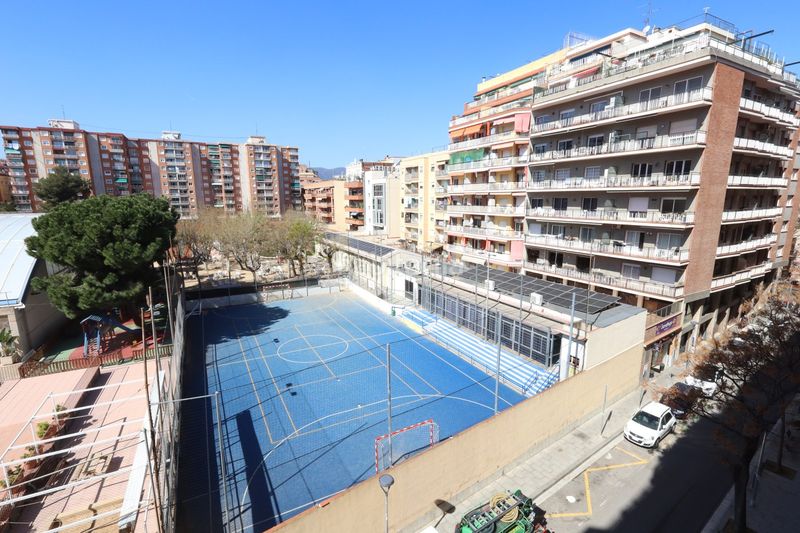 Foto e5bd7a95-ba21-4b45-a2a3-2a480faea45b. Pis amb calefacció a Sant Andreu de Palomar Barcelona