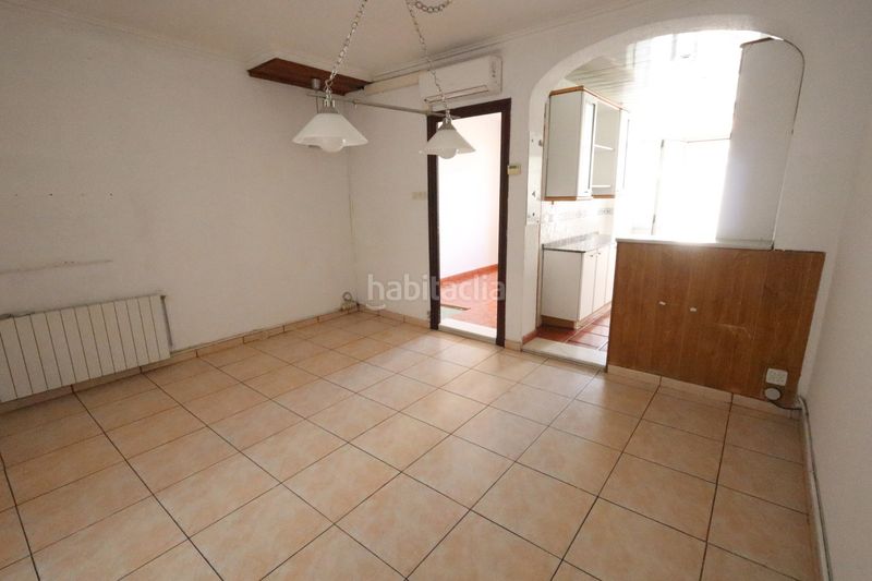 Foto 59de3d1a-e581-4d9f-a8be-7f5ac1aae37e. Casa amb calefacció a Sant Andreu de Palomar Barcelona