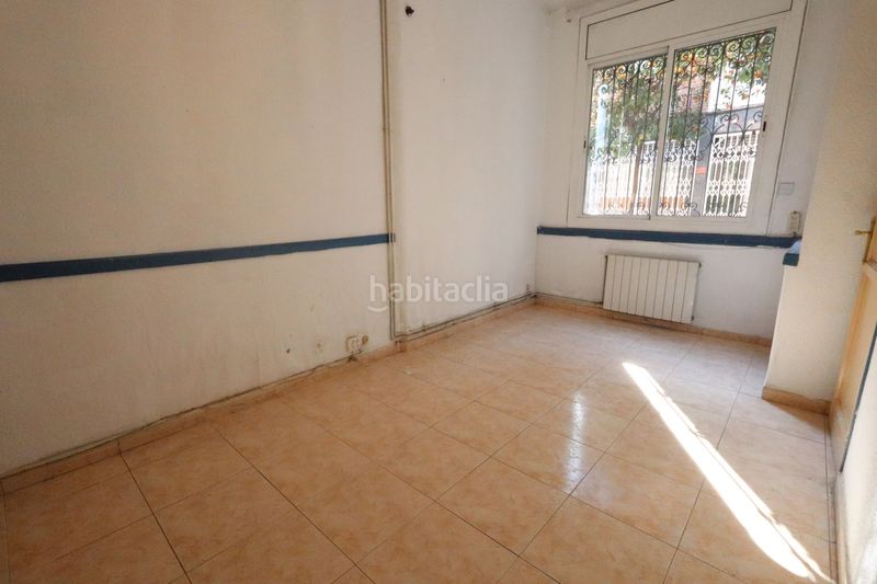 Foto 9994326f-f596-432d-80de-3014e659133c. Casa amb calefacció a Sant Andreu de Palomar Barcelona