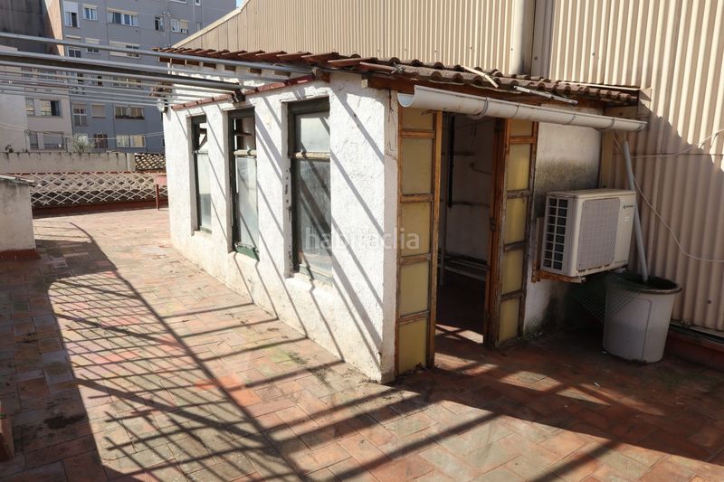 Foto ff3e5d4a-5a31-44f0-b404-3ce954301c37. Casa amb calefacció a Sant Andreu de Palomar Barcelona