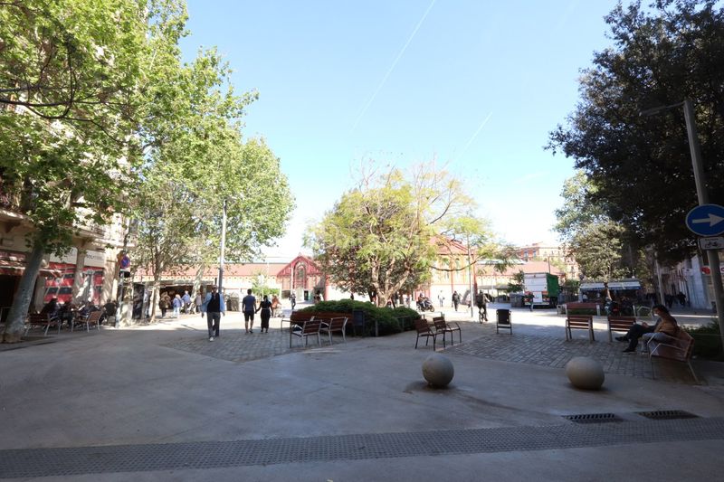 Foto 73c1170c-d03b-42f7-b08d-44283b31974e. Pis a Sant Antoni Barcelona