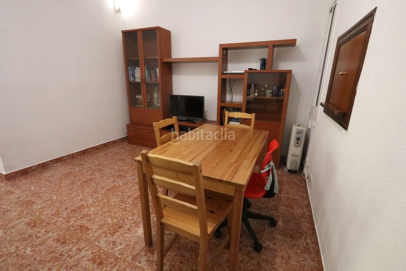 Foto ed89016b-a0a3-47ee-9885-2de207ce8f43. Pis a Sant Antoni Barcelona
