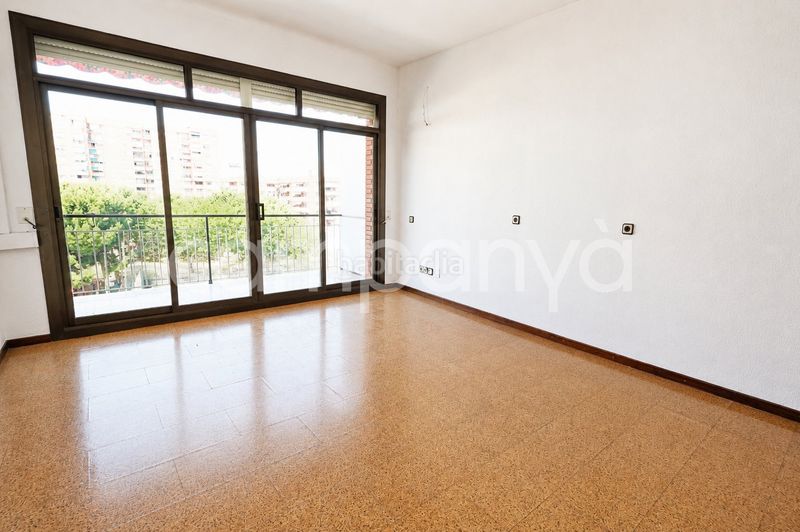 Foto 9d96155b-2bc4-4580-88d8-30a92e294f6f. Etagenwohnung mit heizung in Sant Andreu de Palomar Barcelona