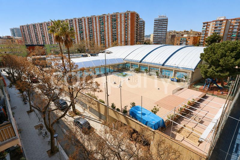 Foto ede3a9f3-44de-4921-aee6-7ce337c9bb81. Etagenwohnung mit heizung in Sant Andreu de Palomar Barcelona