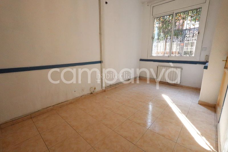Foto 408918bd-d494-4930-8b9a-a20fccbc6486. Casa amb calefacció a Sant Andreu de Palomar Barcelona