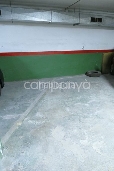 Foto 133ea37b-98e8-4ac0-af2f-5d36aff97090. Autoparkplatz in Sant Andreu de Palomar Barcelona