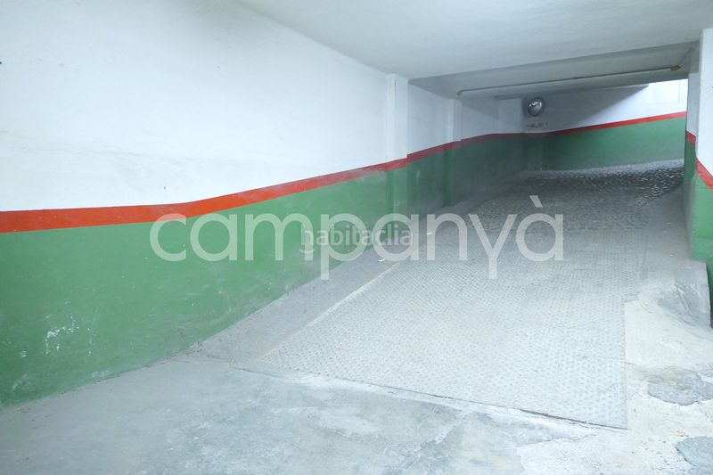 Foto d6193b25-3152-4e56-9277-88e2e167d697. Autoparkplatz in Sant Andreu de Palomar Barcelona