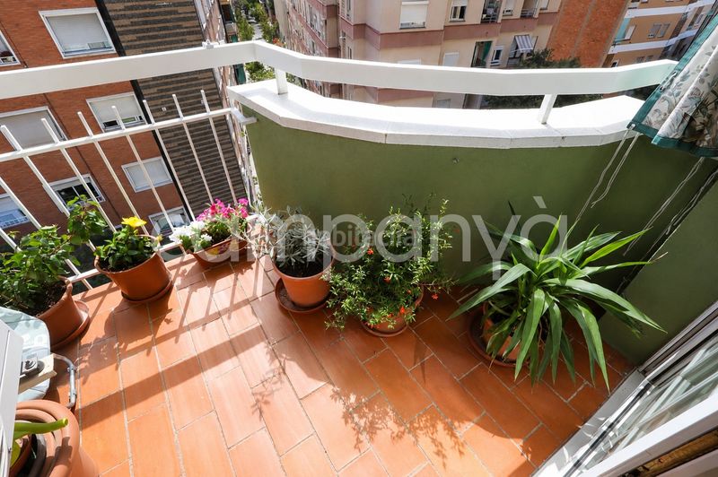 Foto d281150b-6485-47c4-adbd-b1e2cd85de61. Appartamento con riscaldamento in Sant Andreu de Palomar Barcelona