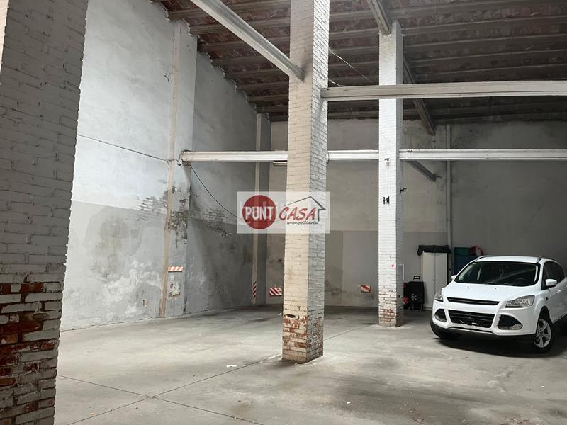 Foto d1613988-568a-4f8c-b49e-9a8da7ef7c69. Locale commerciale in carrer de Cappont 13 in Cappont Lleida