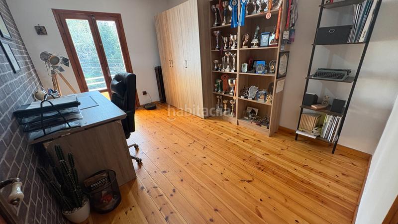 Foto b5217953-7c8d-4e3d-a7c8-e88932f96f43. Appartement avec cheminée chauffage dans Vallgorguina