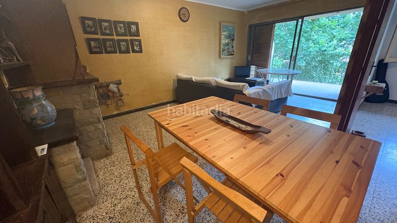 Foto ef888da7-9ff9-4bcc-bcd1-c131b3af12c4. Pis amb xemeneia a Vallgorguina