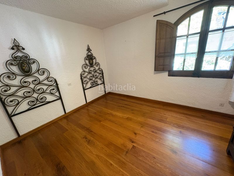 Foto 0ed0ea73-2e18-4de4-ba8d-13ebac26676d. Casa amb xemeneia calefacció aparcament a Vallgorguina
