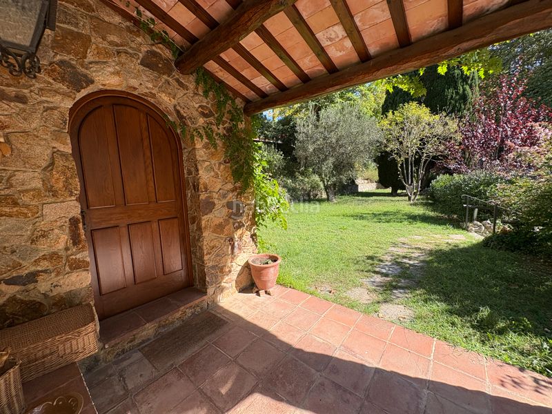 Foto 2f01c506-dd78-41ed-b7c1-c1650e406cdc. Casa amb xemeneia calefacció aparcament a Vallgorguina