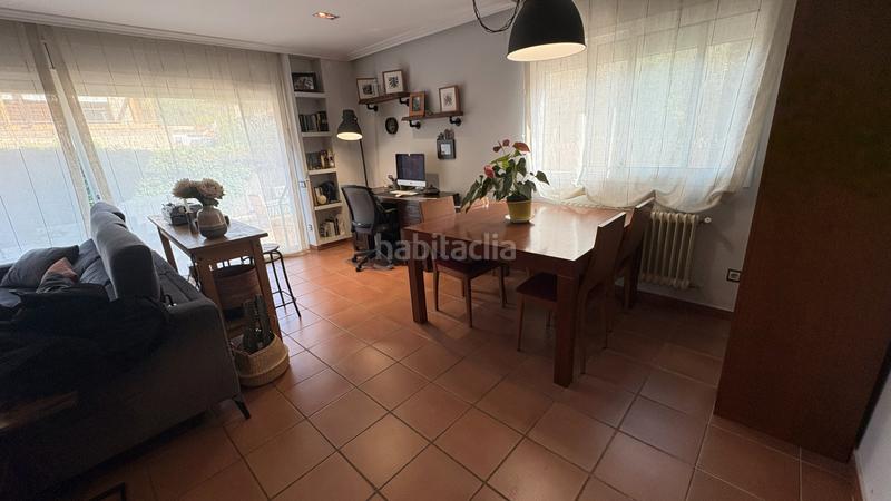 Foto 2dab3bd2-ac22-4b57-8a99-a9557ad99475. Maison jumelée avec chauffage parking dans Vallgorguina