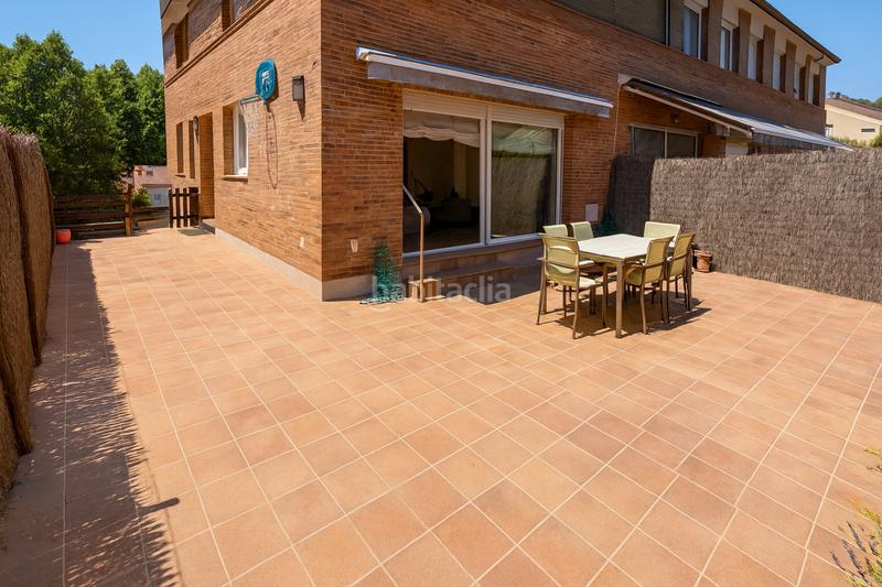 Foto c2ae5894-34a4-491b-932b-8ed806b88334. Maison jumelée avec chauffage parking dans Vallgorguina