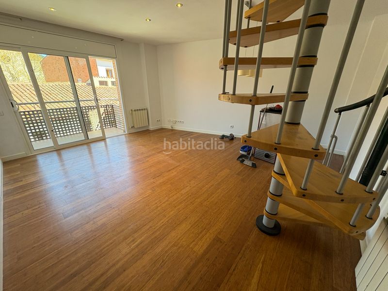 Foto 5d5a7272-455b-4aae-bac8-7bc541e83f66. Dúplex amb calefacció aparcament a Vallgorguina