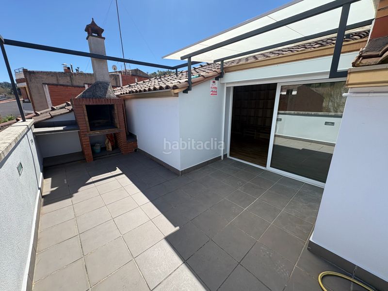 Foto bdf9d7c6-72ab-41b3-b028-8fe3de3fa941. Dúplex amb calefacció aparcament a Vallgorguina