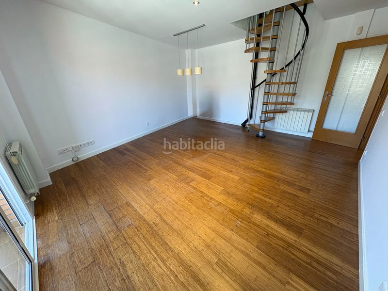 Foto c19129c9-a0c8-4342-b3ff-e7eef92a9c71. Dúplex amb calefacció aparcament a Vallgorguina