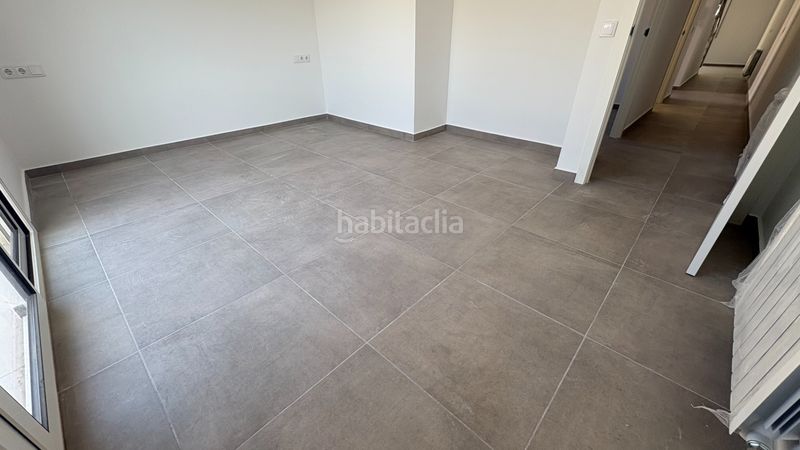 Foto 98cc9377-c7ff-4963-a418-1436c05de228. Alquiler casa pareada casa d'obra nova a 3 vents amb jardí privat en Sant Celoni