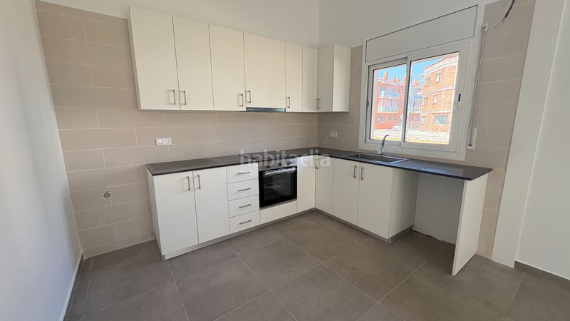 Foto f385ee83-70f1-4f88-aa71-293857c77c23. Alquiler casa pareada casa d'obra nova a 3 vents amb jardí privat en Sant Celoni
