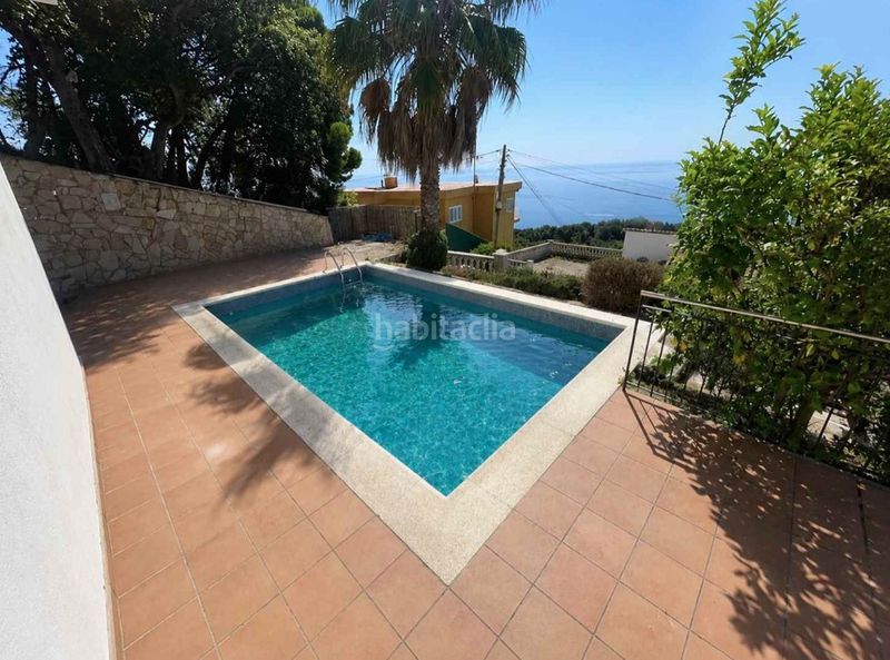 Foto 109d3119-aa70-44eb-b603-9bfa7b2af03b. Xalet amb xemeneia aparcament piscina a Santa Cristina-Sant Francesc Blanes