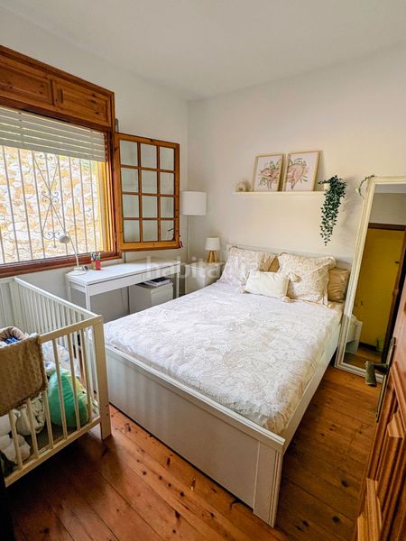 Foto c4f6184e-a0e9-462d-8382-731ba5d0b588. Casa amb xemeneia aparcament piscina a Vallgorguina