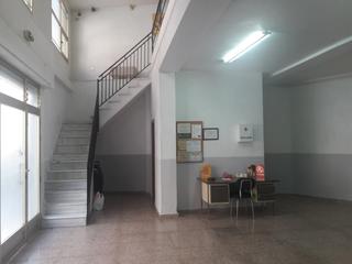 Local Comercial en Carrs Oeste. Estupendo local comercial convertible en viviendas en carrs, el