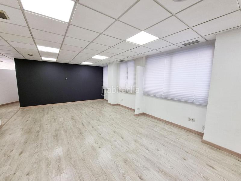 Foto 3c54224b-f24c-4cb7-880f-1268f8082563. Rent business premise in Carrús Oeste Elche / Elx